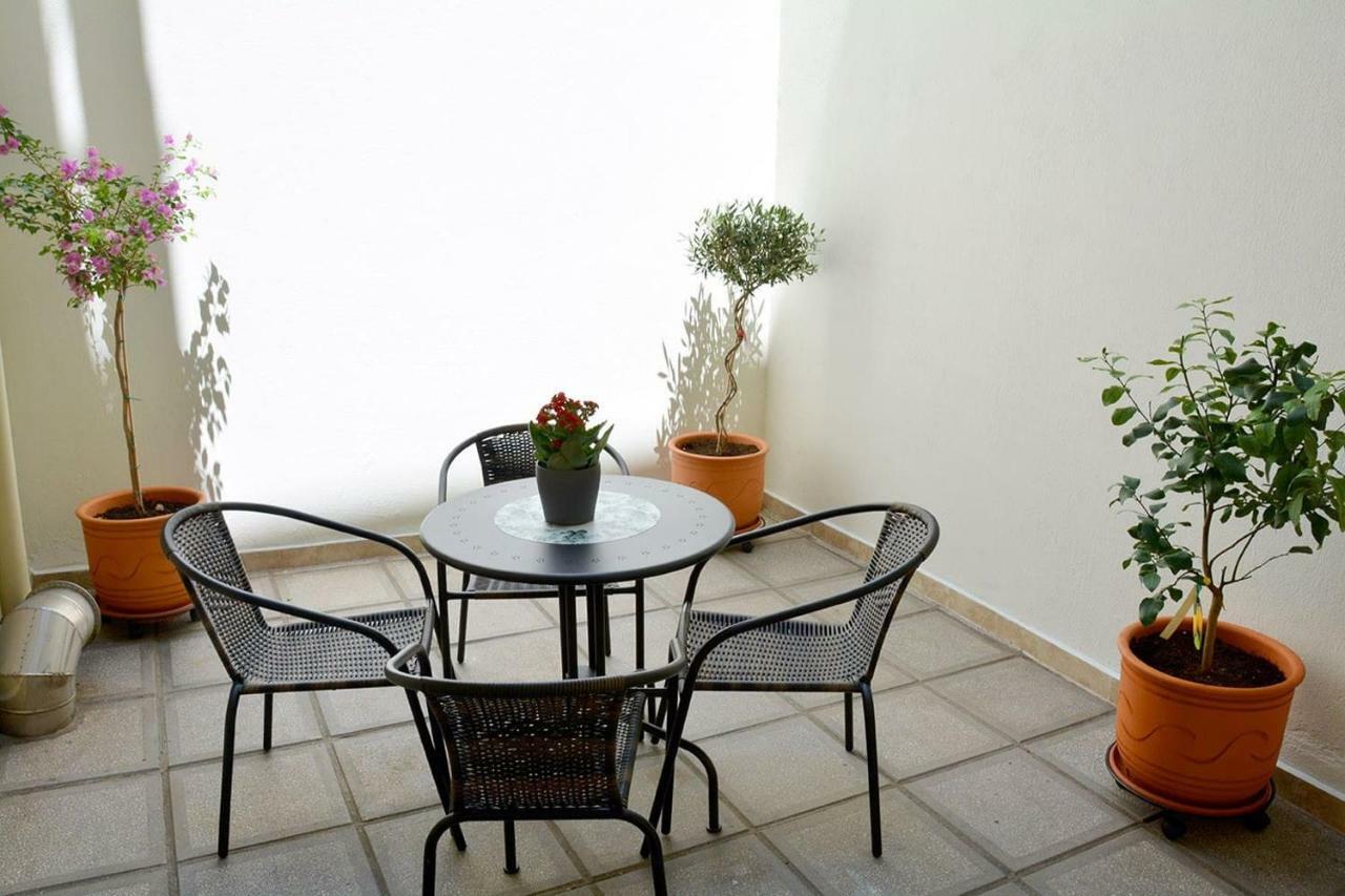 Quiet Urban Studio With Private Backyard Tesalónica Exterior foto